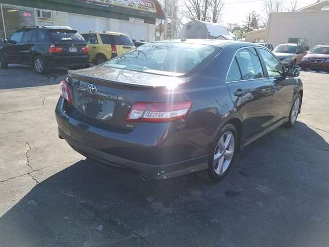 2011 Toyota Camry SE V6 4dr Sedan 6A
